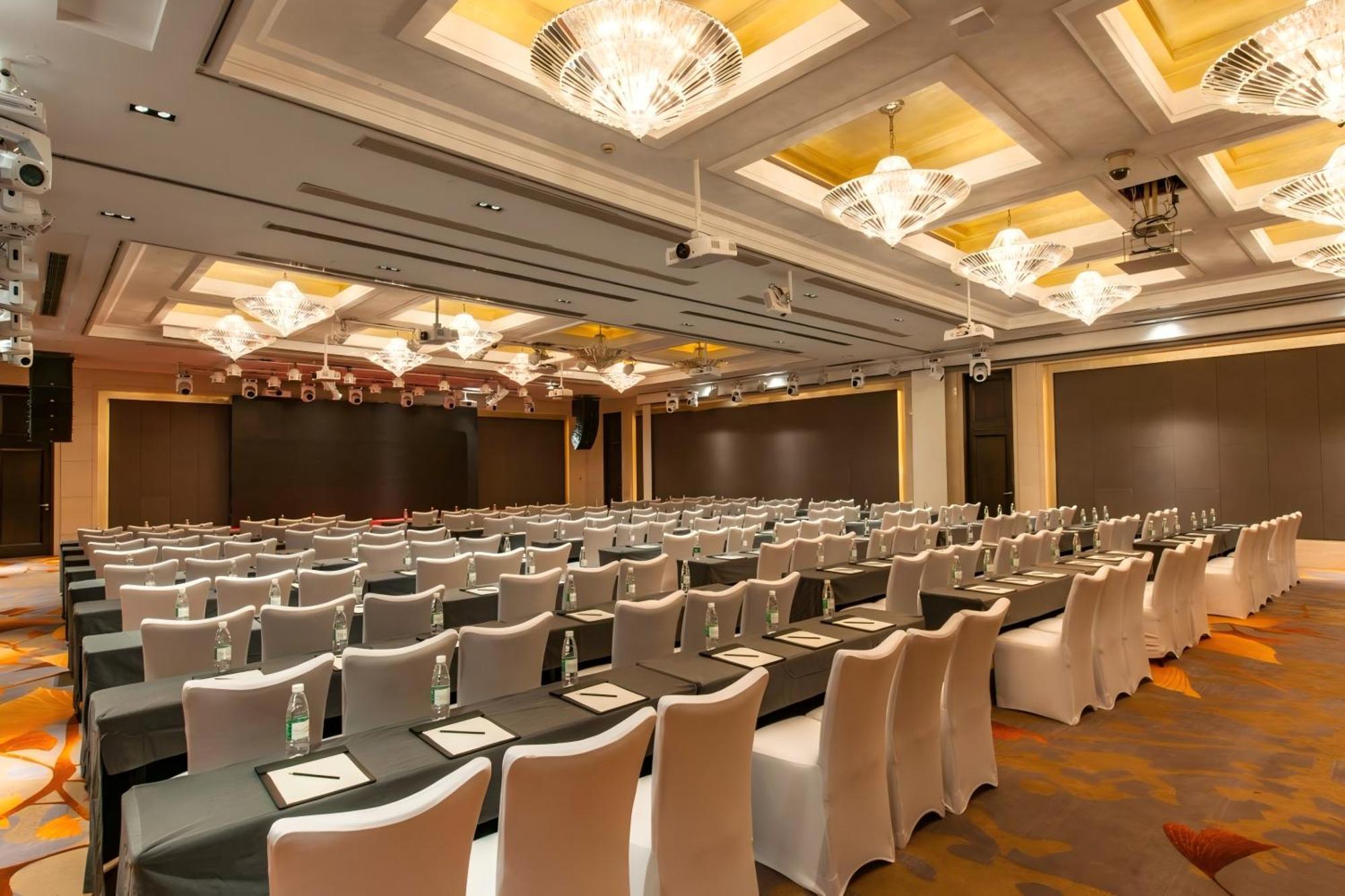 Shanghai Baixia Pagoda Hotel Eksteriør bilde