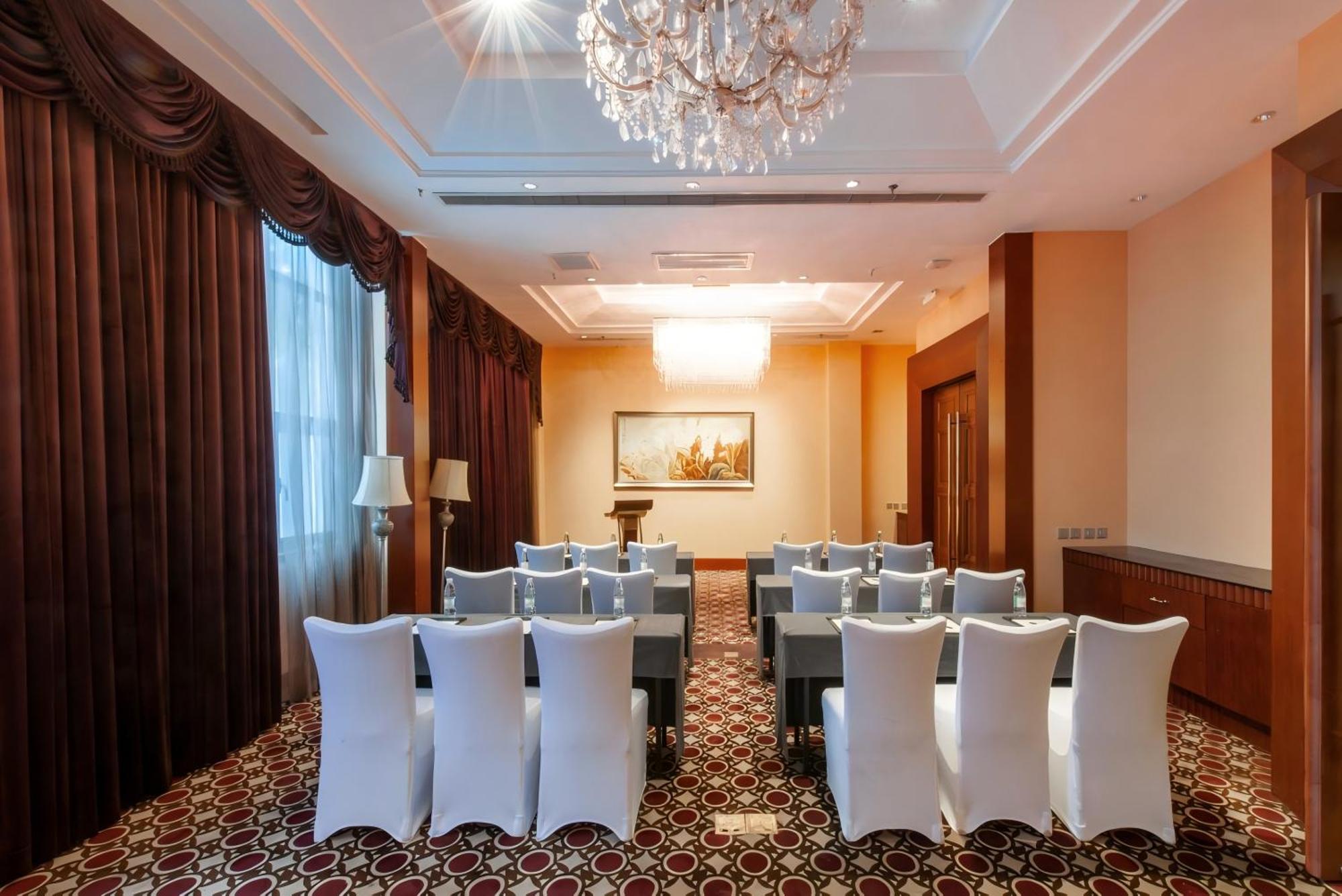 Shanghai Baixia Pagoda Hotel Eksteriør bilde