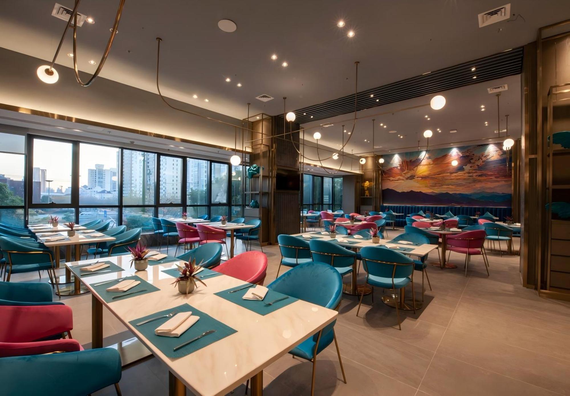 Shanghai Baixia Pagoda Hotel Eksteriør bilde